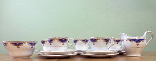 GRINDLEY TEA=JANIQUE PATTERN=MILK/CREAMER=SUGAR=5 TRIOS=17 pieces=1954 on.