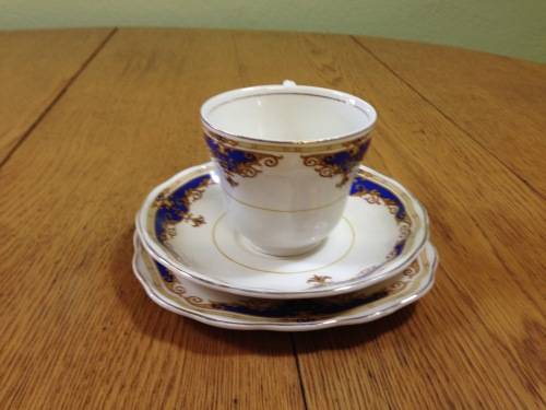 GRINDLEY TEA=JANIQUE PATTERN=MILK/CREAMER=SUGAR=5 TRIOS=17 pieces=1954 on.