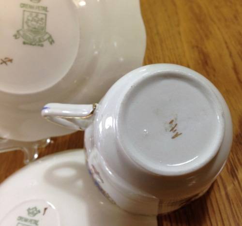 GRINDLEY TEA=JANIQUE PATTERN=MILK/CREAMER=SUGAR=5 TRIOS=17 pieces=1954 on.