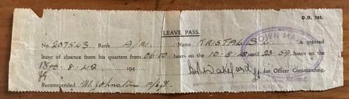 MALTA CAMERA LICENCE DEFENCE REGULATIONS 15 1939 ISSUE DATE AUGUST 1943 + LEAVE PASS ISRAEL TEL AVIV