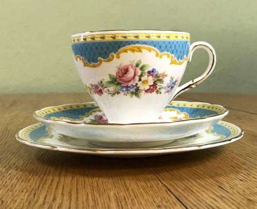TEA TRIO=E. BRAIN and Co=FOLEY WORKS=Pattern 2700=WINDSOR BLUE=1936-48=FENTON=STAFFORDSHIRE=ENGLAND.