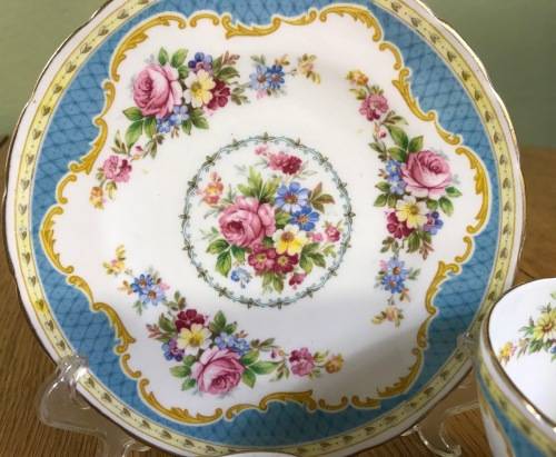 TEA TRIO=E. BRAIN and Co=FOLEY WORKS=Pattern 2700=WINDSOR BLUE=1936-48=FENTON=STAFFORDSHIRE=ENGLAND.