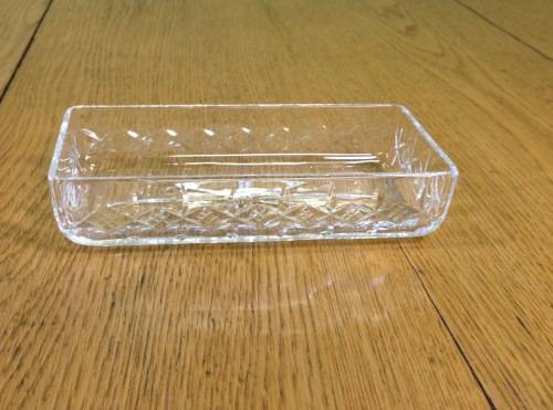 CUT GLASS DISH RECTANGULAR 150mm long x 75mm wide x 32mm deep STAR CUT SHAPES BUTTER DISH LINER.