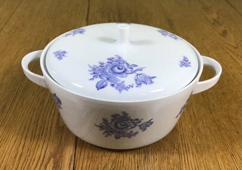 DINNER SERVICE=BLUE + WHITE=HUTSCHENREUTHER=GERMANY=NOBLESSE=FLORAL=FLOWERS=PIECES=8 PLACE=53 Pieces