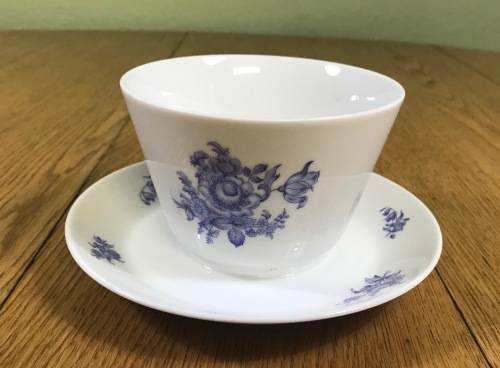 DINNER SERVICE=BLUE + WHITE=HUTSCHENREUTHER=GERMANY=NOBLESSE=FLORAL=FLOWERS=PIECES=8 PLACE=53 Pieces