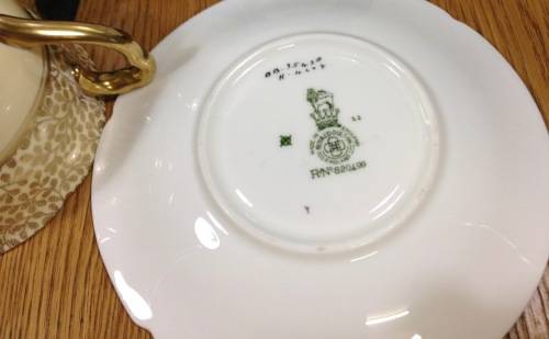 ROYAL DOULTON=1937=H4608=TRIO=TEA CUP=SAUCER=CAKE/SIDE PLATE=3 Piece=LIGHT YELLOW + GOLD.