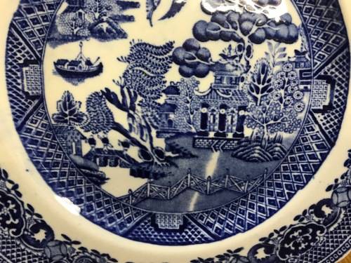 ROYAL VENTON WARE PLATE BURSLEM ENGLAND WILLOW PATTERN BLUE and WHITE STEVENTON + SONS ORIENTAL BIRD
