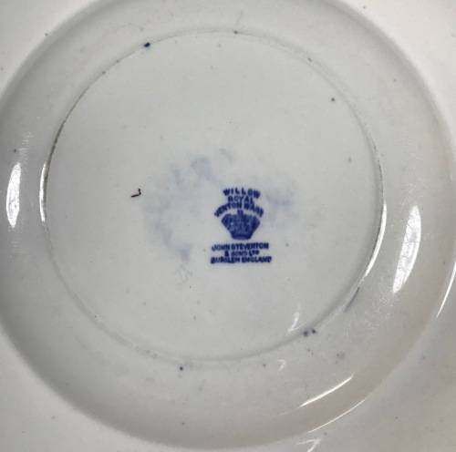 ROYAL VENTON WARE PLATE BURSLEM ENGLAND WILLOW PATTERN BLUE and WHITE STEVENTON + SONS ORIENTAL BIRD