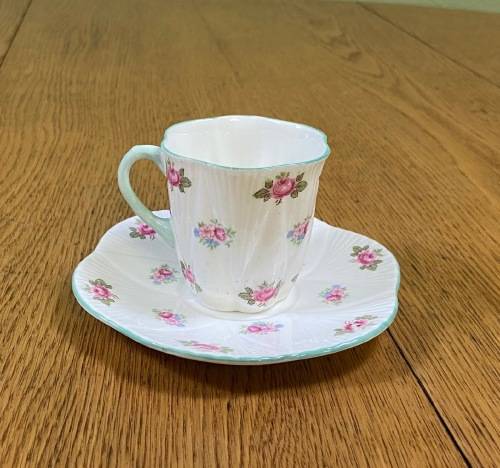 COFFEE DUO=DEMITASSE=SHELLEY=ROSEBUD PATTERN=FINE BONE CHINA=ROSES=STUNNING!!=EXPRESSO=Cappuccino!=b