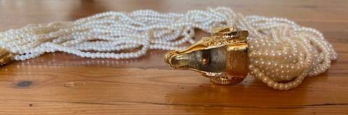 CAROLEE JEWELLERY USA 24 STRAND GLASS FAUX PEARL CHOKER NECKLACE RAMS HEAD CLASP 70`s STUNNING!!!!!!