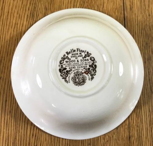 BELLE FIORI CEREAL BOWL PORRIDGE WOOD and SONS HAND PAINTED ENGLAND FLOWERS BELLE FIORE FLOWERS.