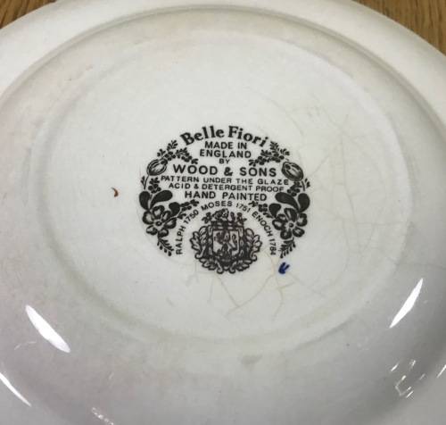 BELLE FIORI=FISH=ENTREE PLATE=WOOD and SONS=HAND PAINTED=ENGLAND=FLOWERS=BELLE FIORE=FLOWERS=FLORAL.