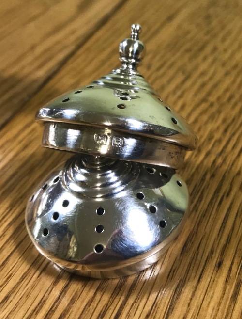 PEPPER SHAKERS x pair (2) STERLING SILVER BIRMINGHAM 1941 ERNEST W. HAYWOOD ENGLAND GREAT BRITAIN