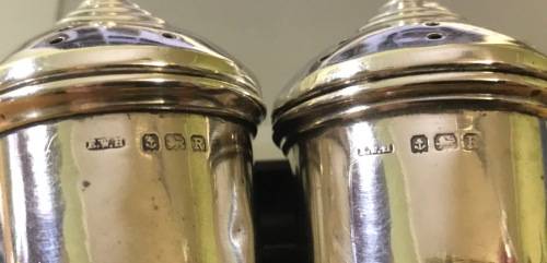 PEPPER SHAKERS x pair (2) STERLING SILVER BIRMINGHAM 1941 ERNEST W. HAYWOOD ENGLAND GREAT BRITAIN