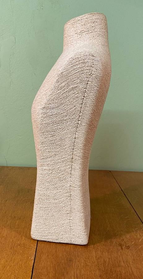 JEWELLERY NECKLACE CHOKER PENDANT DISPLAY MANNEQUIN / BUST Large NATURAL PAPER TWINE COLOUR CURVED