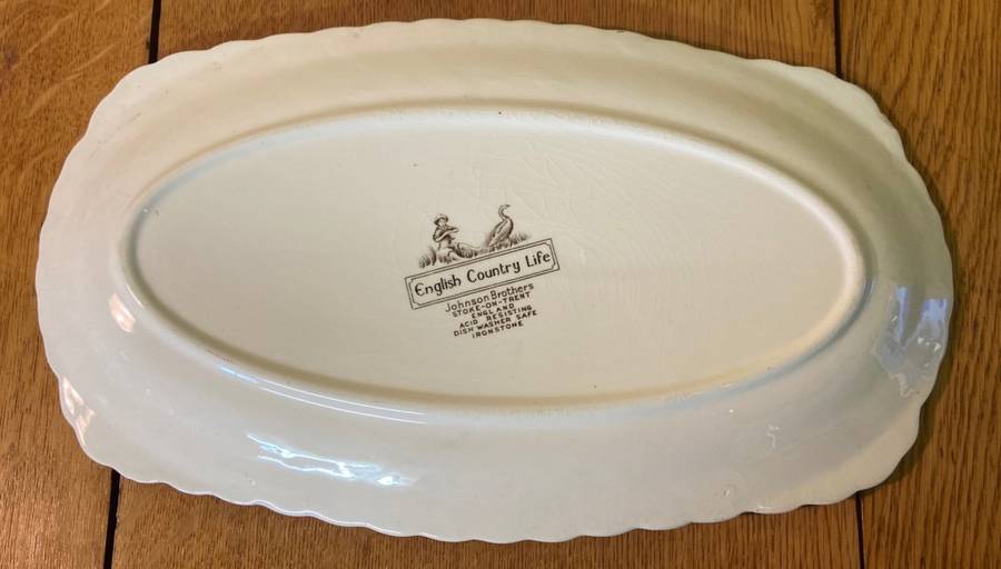 SANDWICH PLATTER - IRONSTONE - JOHNSON BROTHERS - ENGLISH COUNTRY LIFE - ENGLAND - BROWN & WHITE.