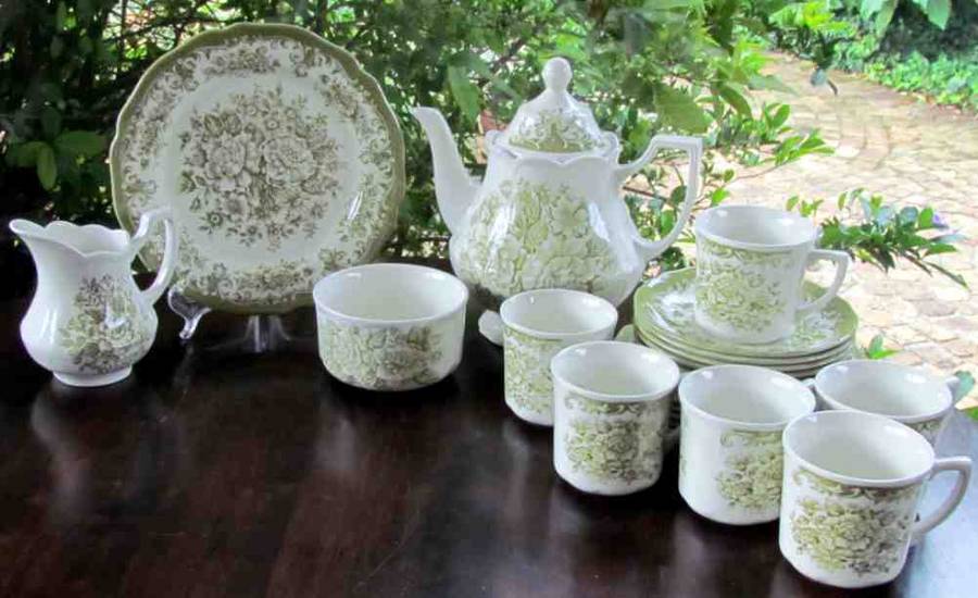 MEAKIN (J.&G.)TEA SERVICE=IRONSTONE! Teapot/Coffee,Milk Jug,Sugar Bowl,6 Trio's,Cake= 23 piece!!!!!