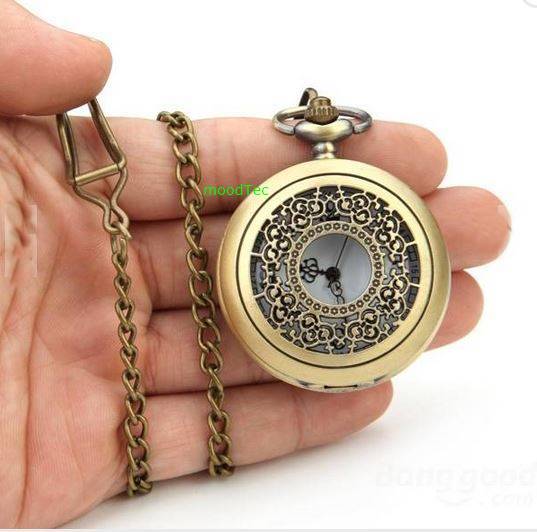 Stylish Vintage Pocket Watch - Gold