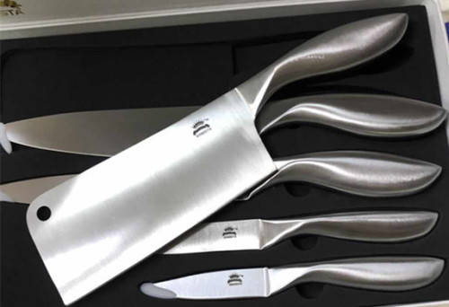 COFFRET DE 5 COUTEAUX SET OF 5 KNIVES