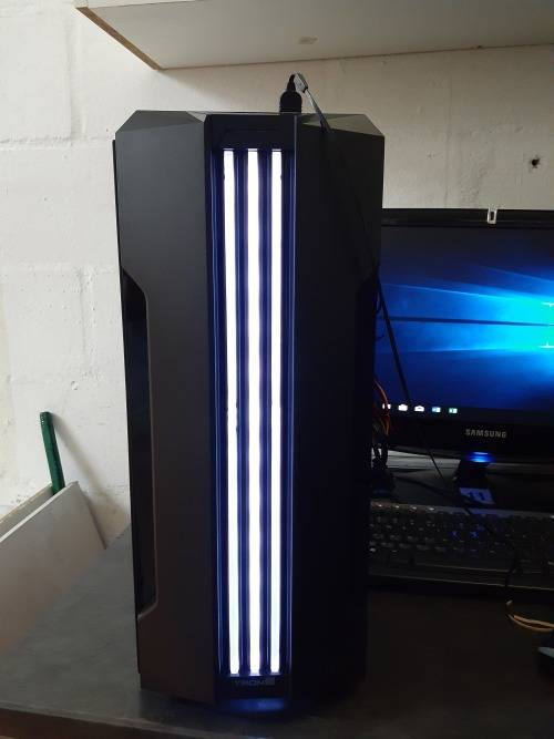 PC wit Intel Core i7 2600, 500gbHDD, 4GB DDR3 RAM