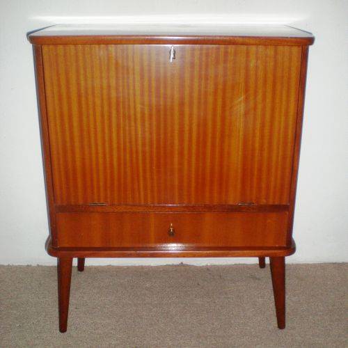 RETRO (1950s) RECORD CABINET (MAHOGANY)