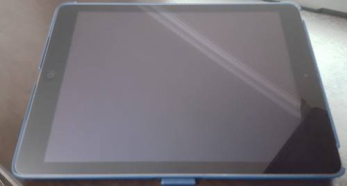 Apple iPad Air 1, 16GB, Wi-Fi + Cellular (4G/LTE), 9.7in - Space Gray