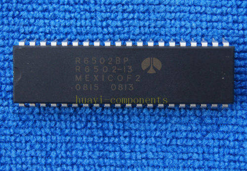 6502 Microprocessor unit used in many vintage computers.