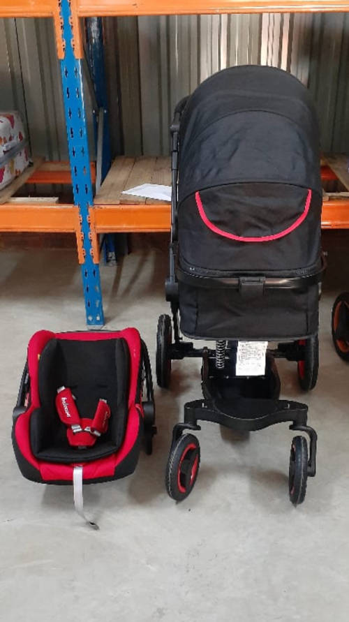 Belecoo 3 in 1 Baby Pram Stroller with Car Seat - Black and Red
