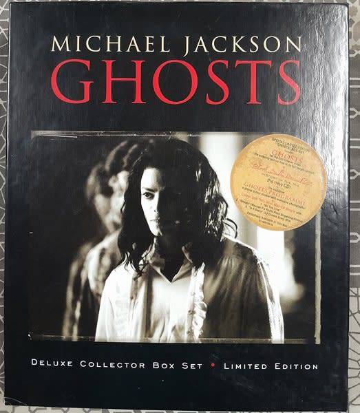 Michael Jackson - Ghosts Deluxe Collector Box (CD, Cdsingle, VHS and Programme)