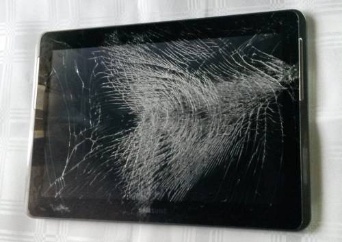 Samsung Galaxy Tab 10.1" - Screen is cracked ****Low Shipping ****