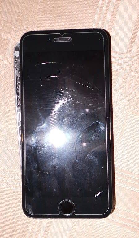 Iphone 6 Up for Grabs -  **** LOW LOW SHIPPING ******