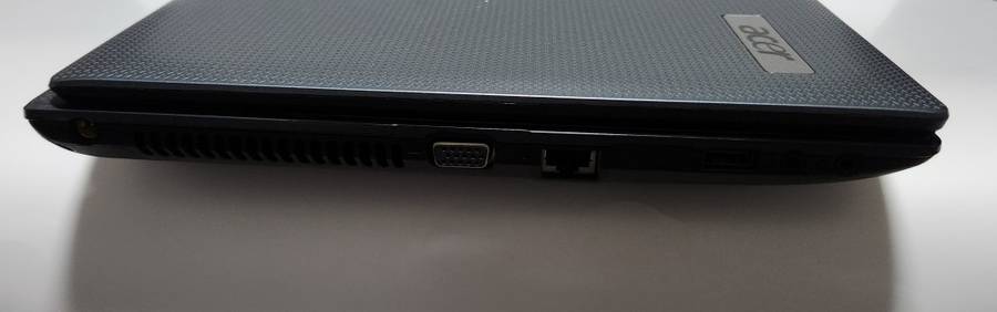 ACER ASPIRE CORE I3  LAPTOP - MODEL - 5733  SERIES up for Grabs - ******LOW LOW SHIPPING *****