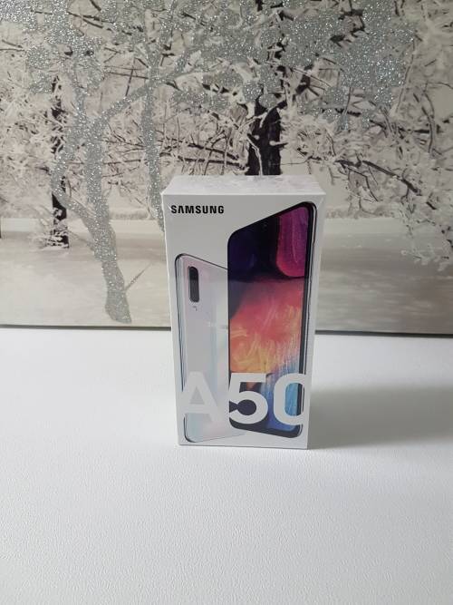 SAMSUNG GALAXY A50(128GB) /BRAND NEW /ICASA APPROVED