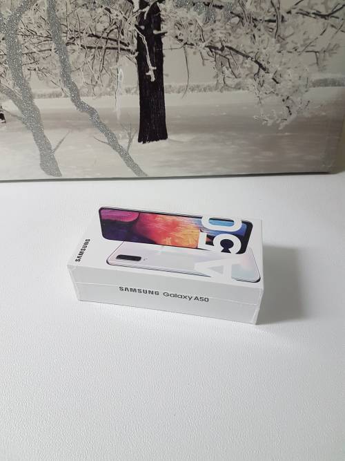SAMSUNG GALAXY A50(128GB) /BRAND NEW /ICASA APPROVED