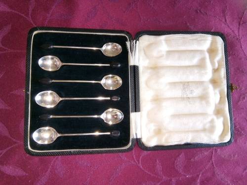 MAPPIN  and WEBB - 6 SILVER COFFEE SPOONS C1923 - ORIGINAL BOX