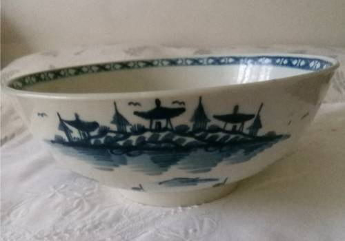 ROYAL WORCESTER 1ST PERIOD PUNCH BOWL - ROCK STRATA - OPEN CRESCENT MARK CIRC 1770 - pay over 6 week