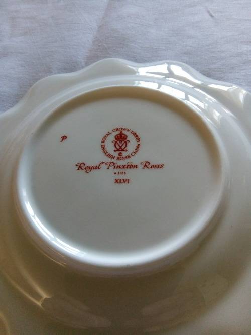 ROYAL CROWN DERBY TRIO - ROYAL PINXTON ROSES PATTERN
