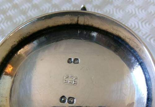 HALLMARKED SOLID SILVER CREAM JUG - 126 GRAMS - LONDON 1840 THOMAS MITCHELL andCO