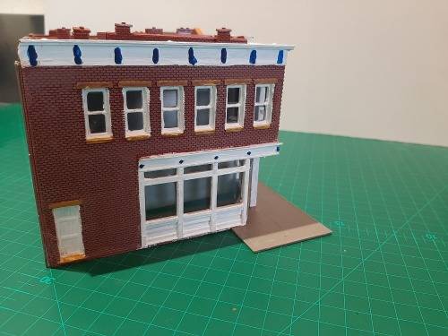 Block of shops - HO Scale