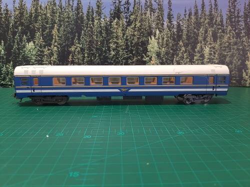 LIMA Set of 3 Blue Train coaches