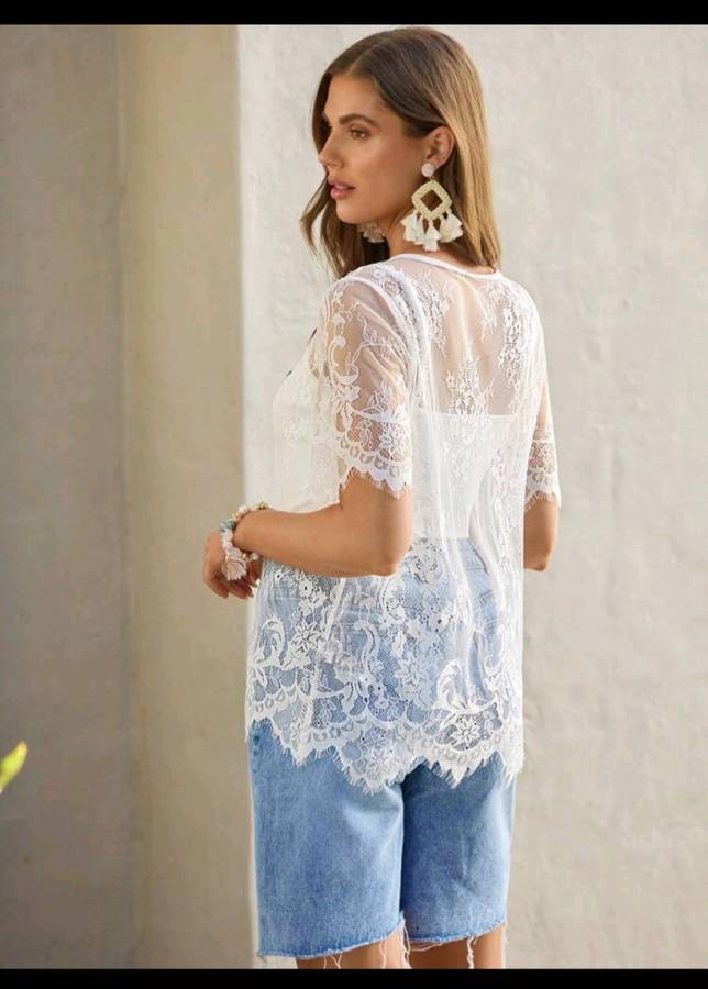 White Lace Top: Large
