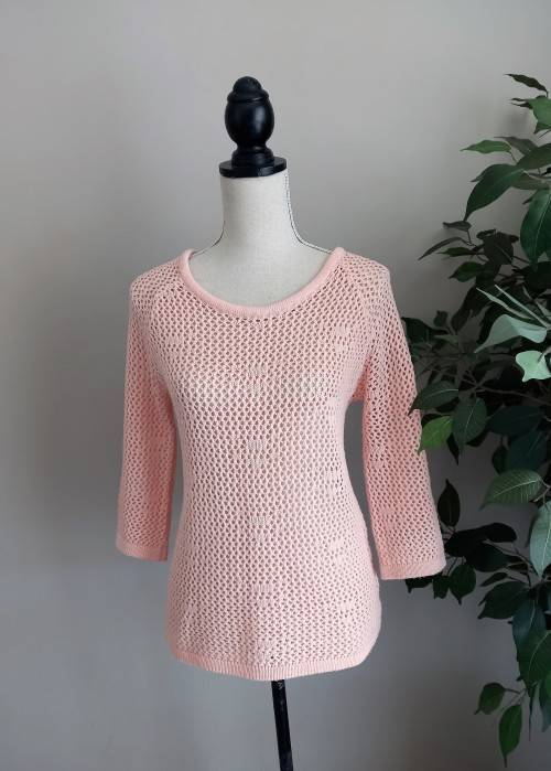 Beautiful Peach Knit Top