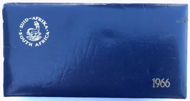 1966 SHORT PROOF SET - 7 COINS - SILVER ONE RAND (A) ISSUED IN S.A.M. BLUE CASE - LOW MINTAGE