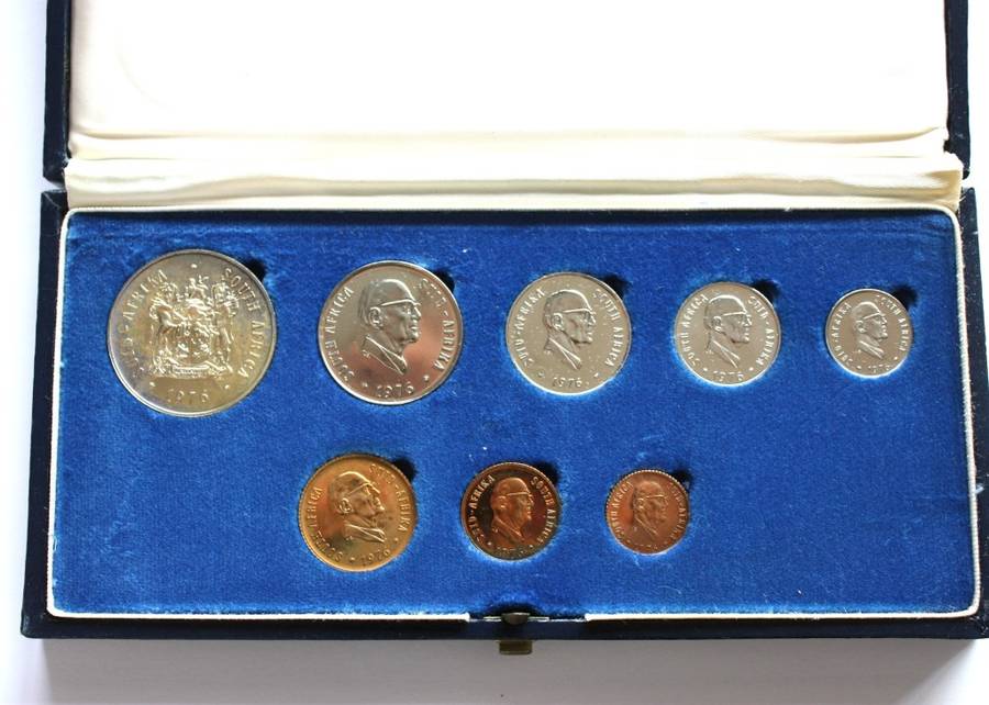 1976 SA MINT PROOF SET - 1 RAND TO 1/2 CENT - 8 COINS - MINTAGE 7,000 - HIGHLY COLLECTABLE