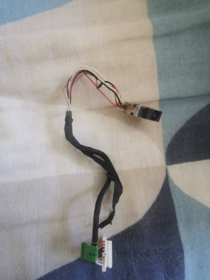 HP Laptop Model- 15-rb001ni  500gb HHD 4Gb ram