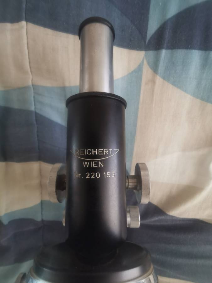 Reichert Wein Microscope Nr 220153