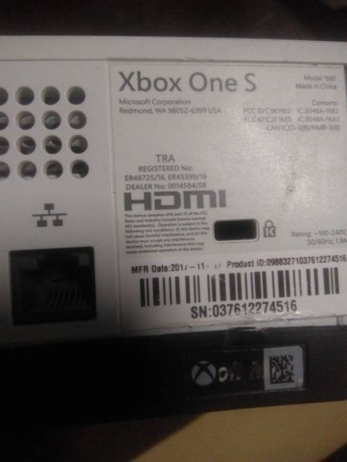 XBOX ONE S (Read Description)