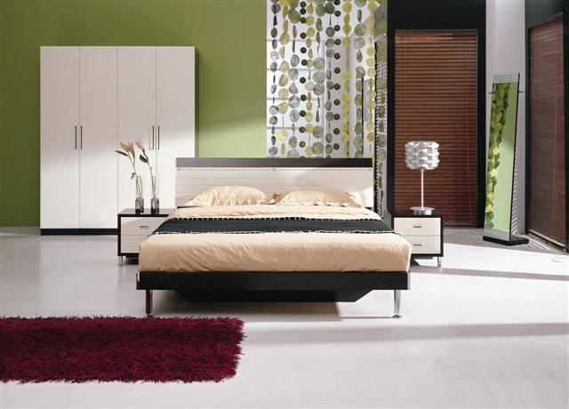 Contemporary Mahogany bedroom suite