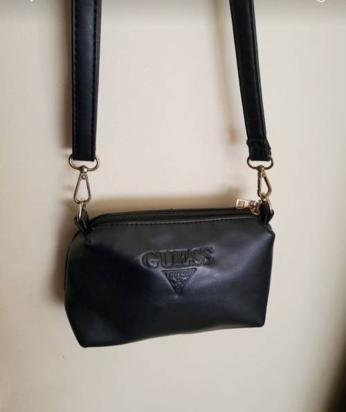 Guess crossbody