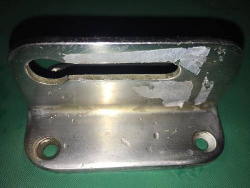 Compartment slider lock
